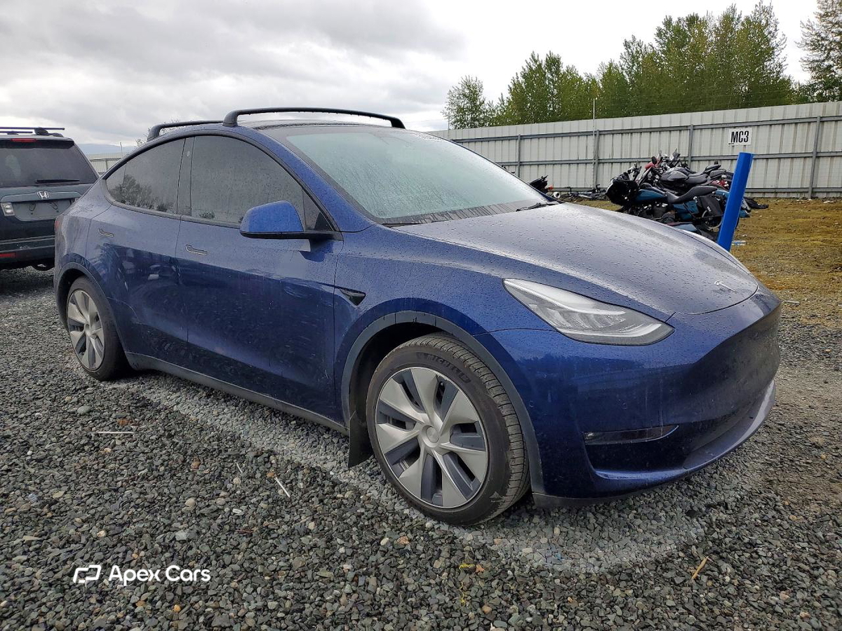 Tesla Model Y 2021