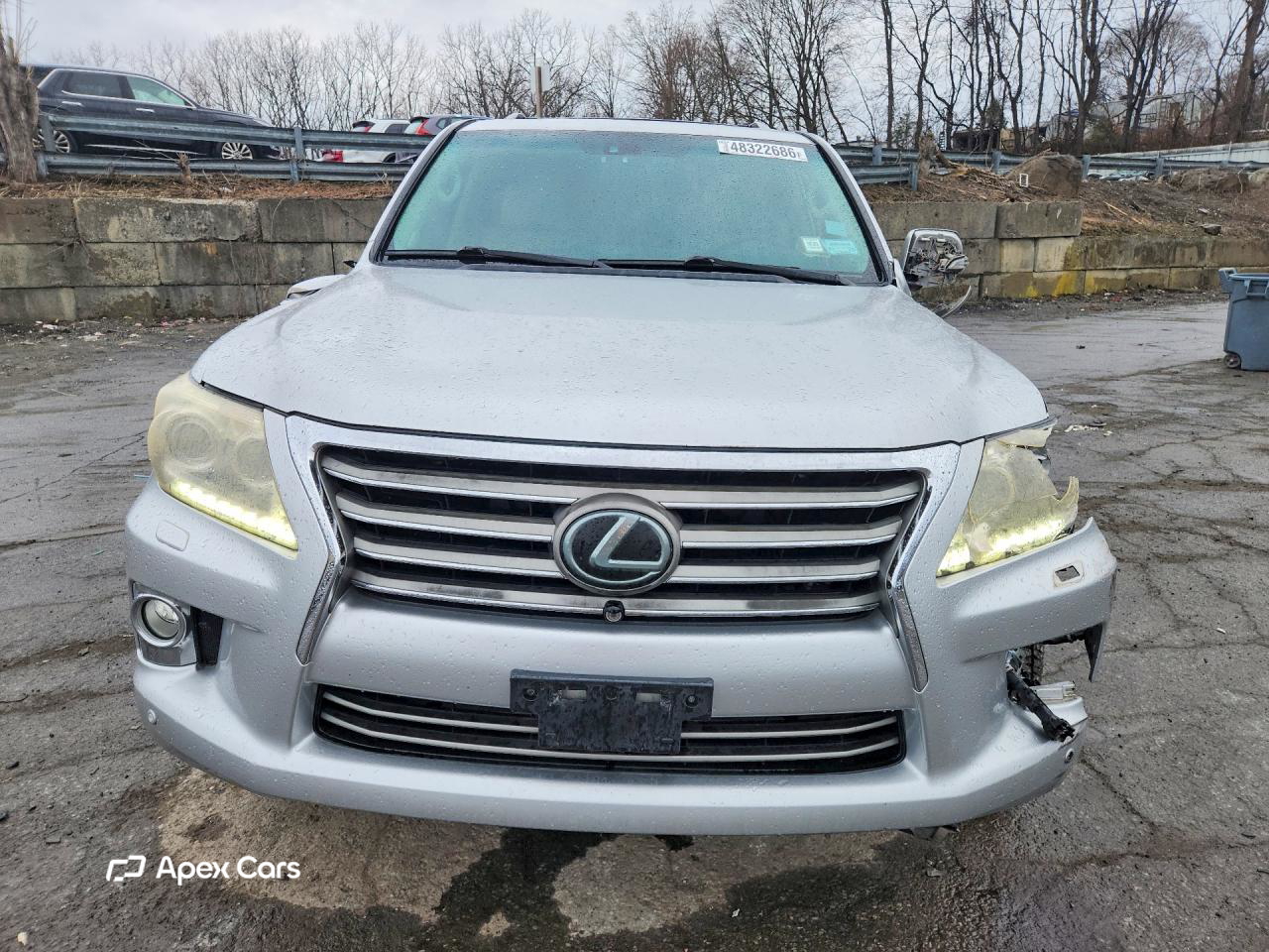 Lexus LX 2013