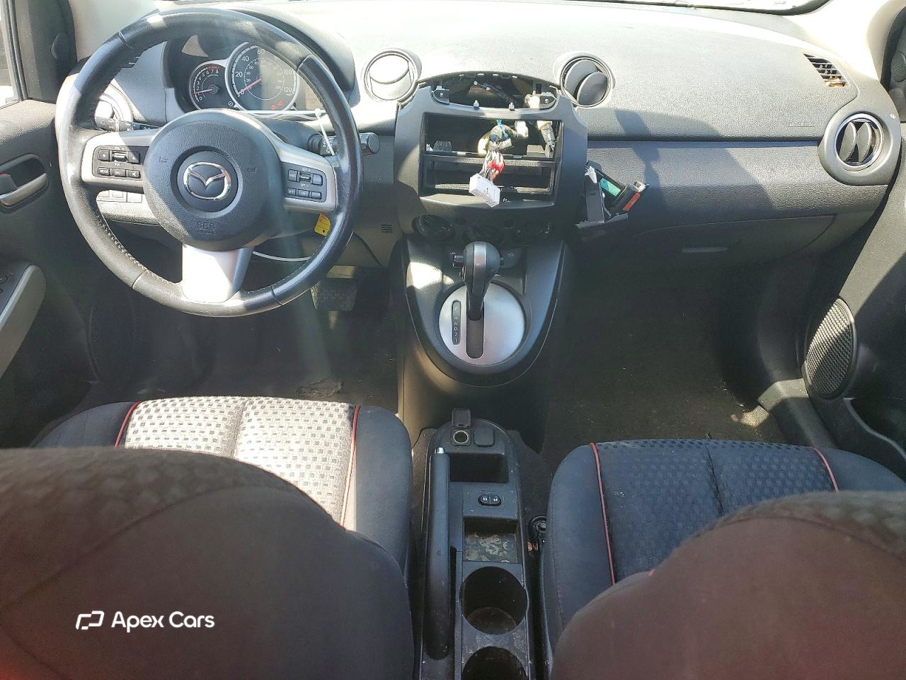 Mazda 2 2011