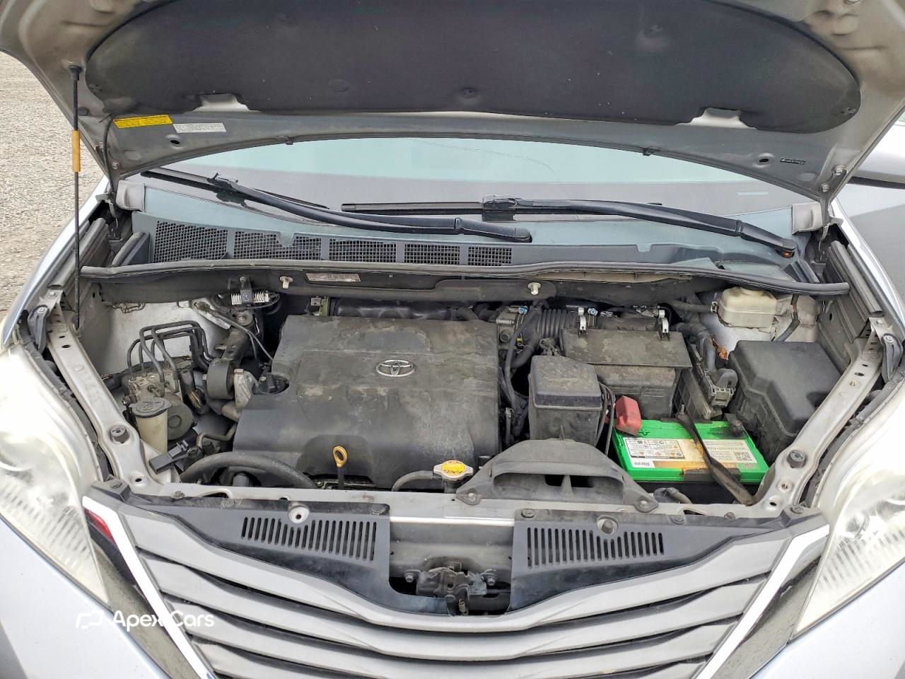 Toyota Sienna 2013