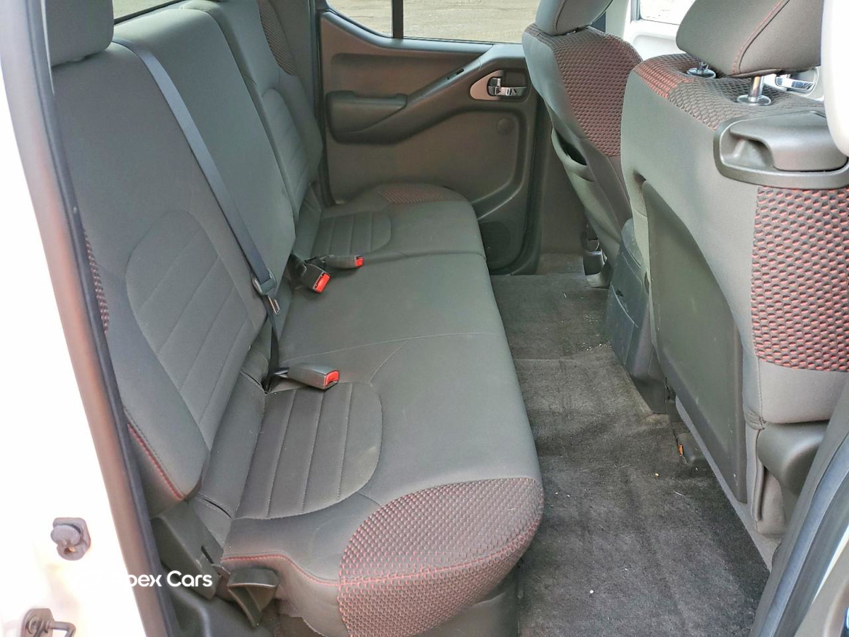 Nissan Navara (Frontier) 2012
