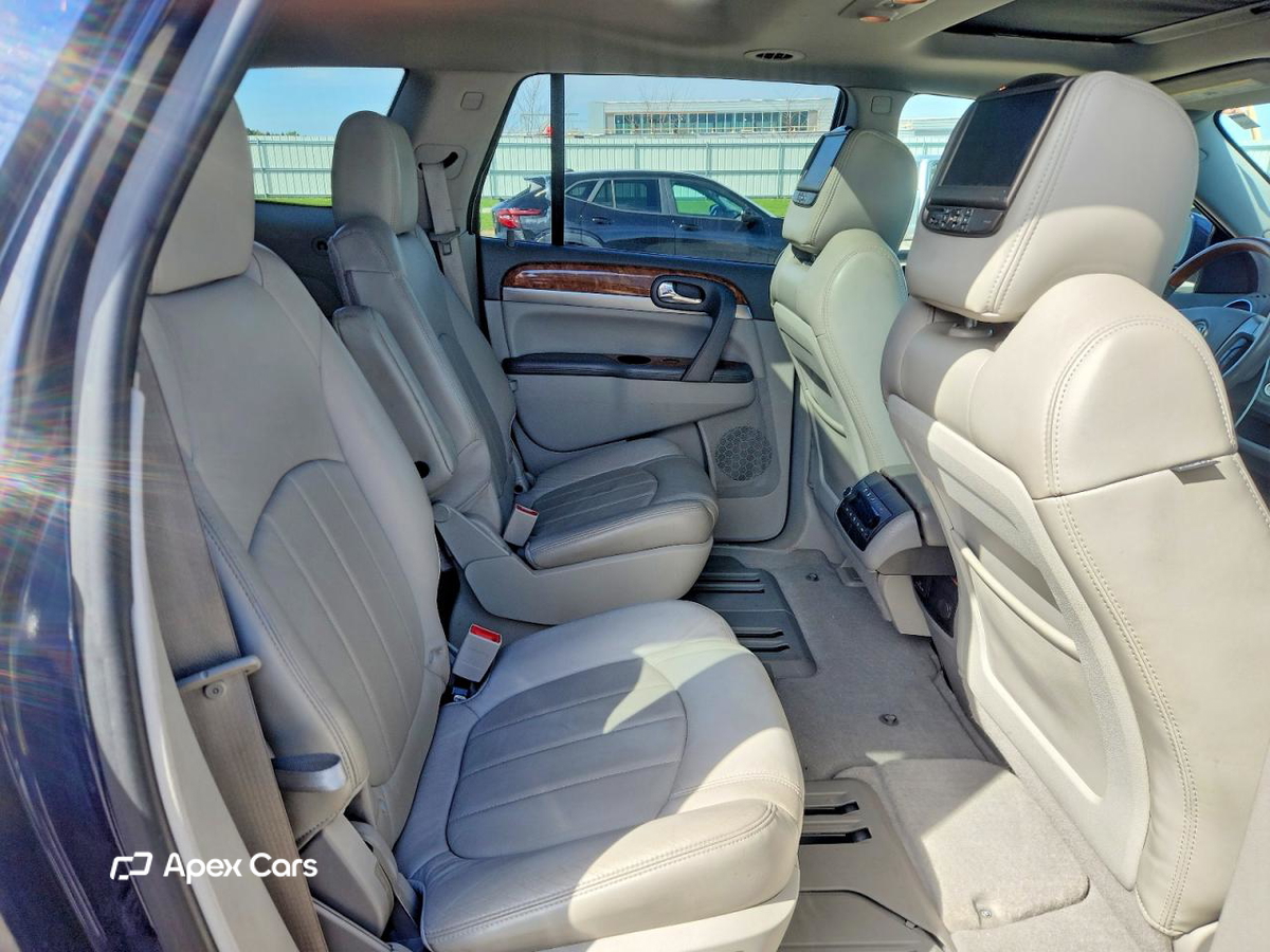Buick Enclave 2011