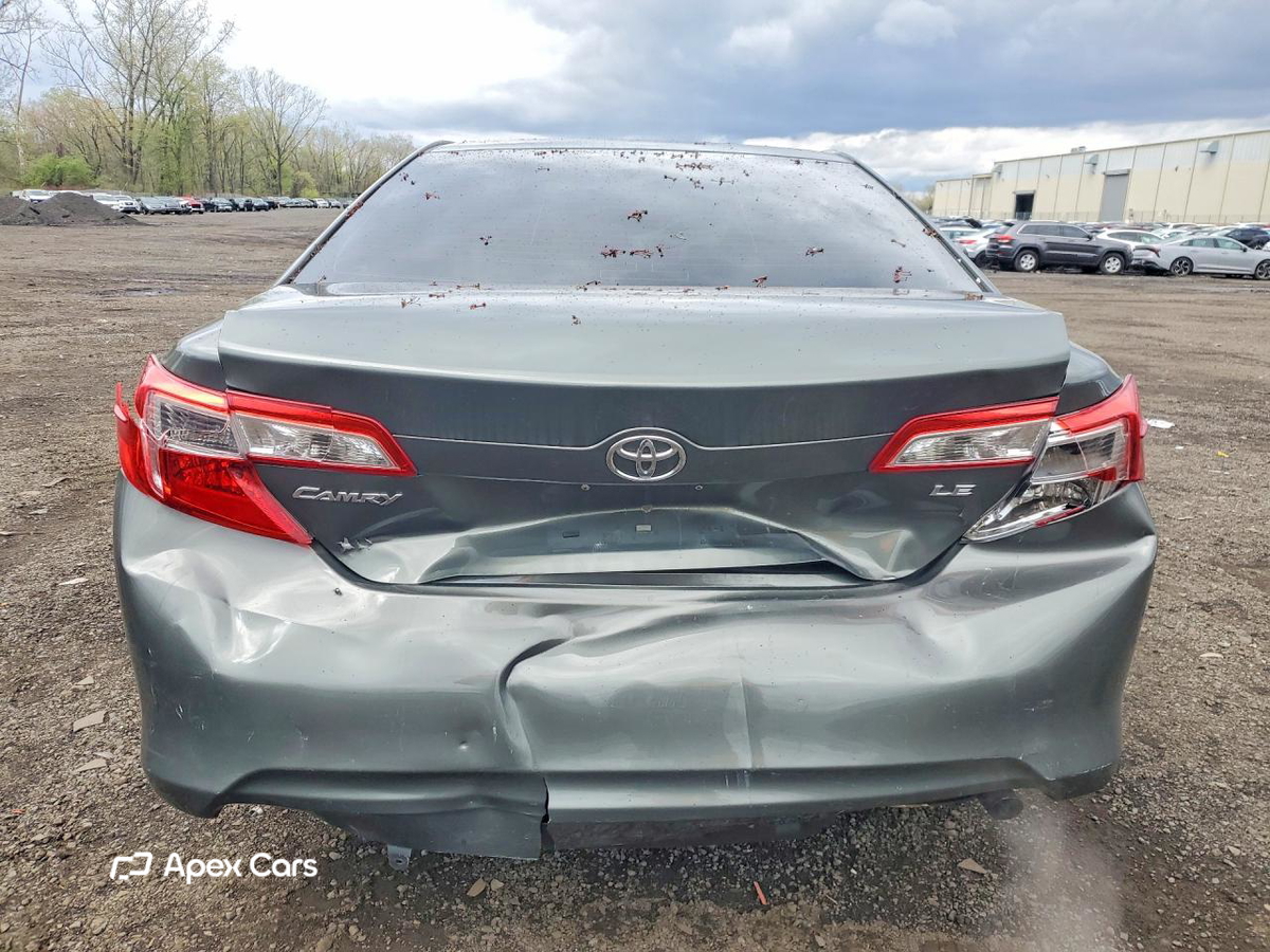 Toyota Camry 2013