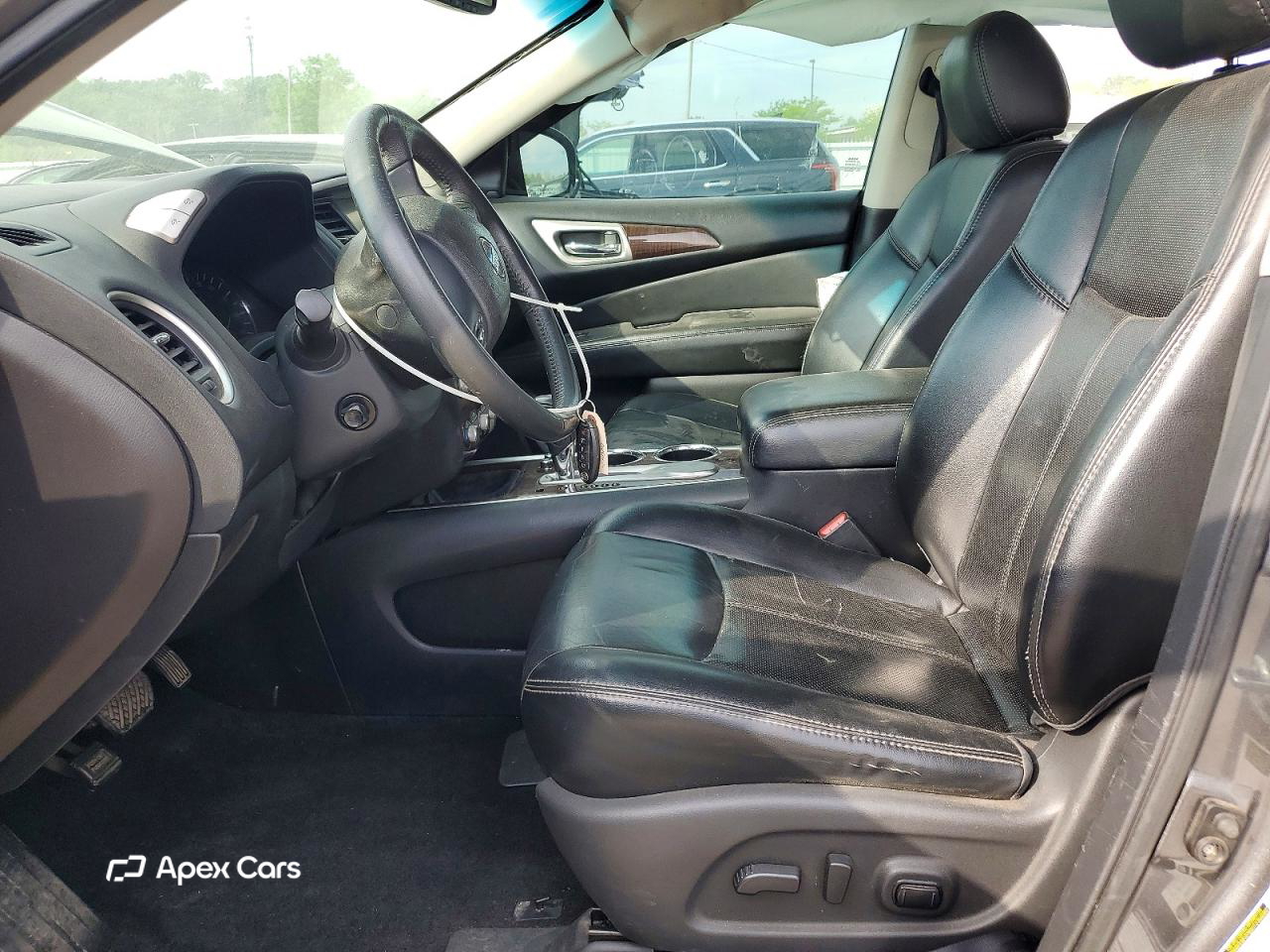 Nissan Pathfinder 2015