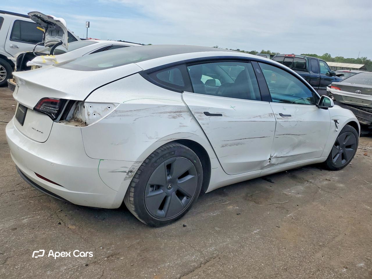 Tesla Model 3 2021