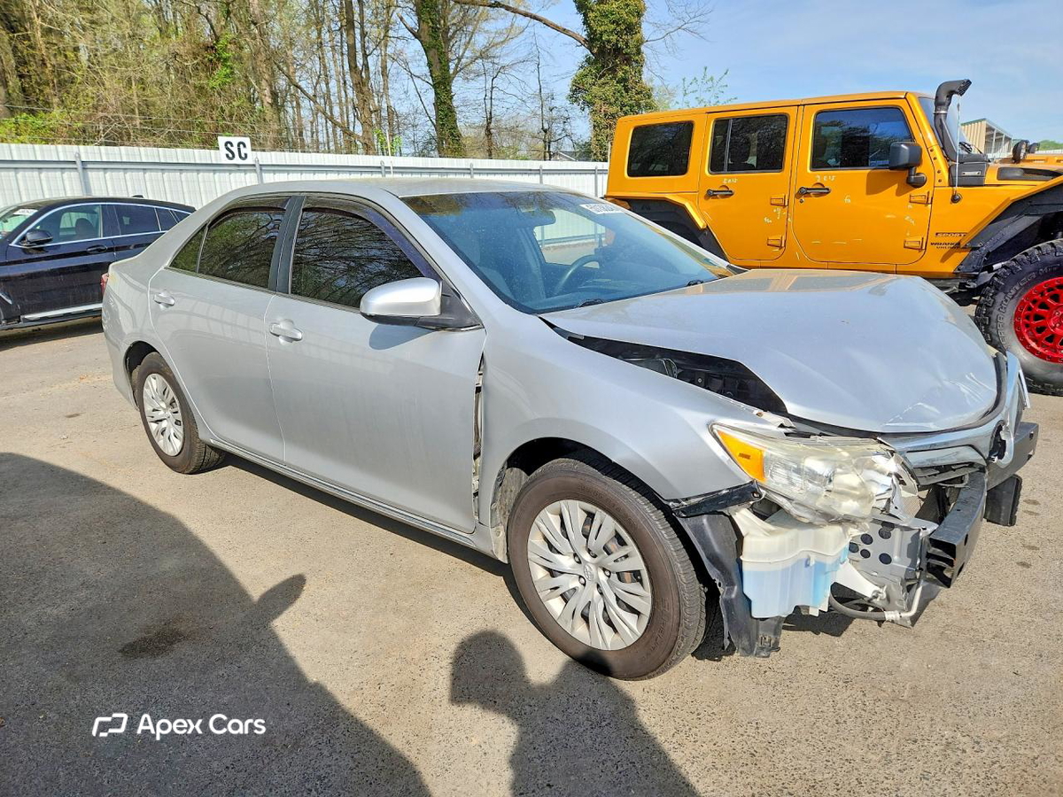 Toyota Camry 2012