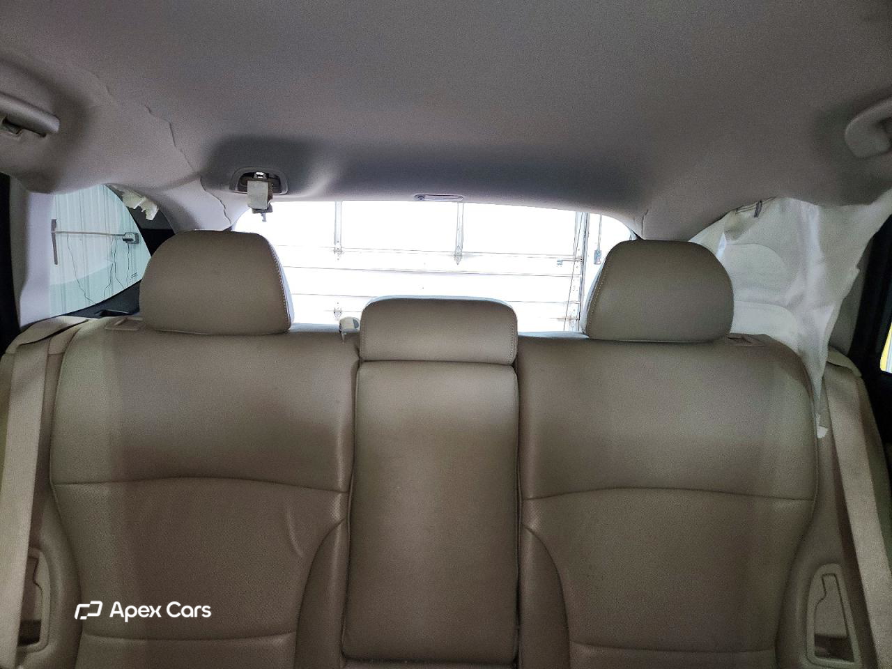 Subaru Outback 2016
