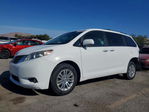 Toyota Sienna 2011