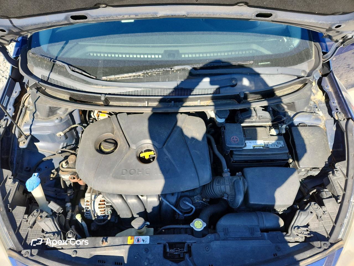 Hyundai Elantra 2013