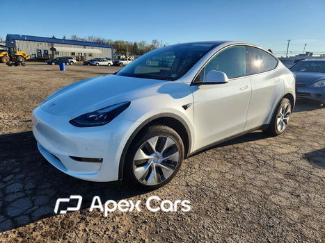 Tesla Model Y 2022 - Image 1 of 13