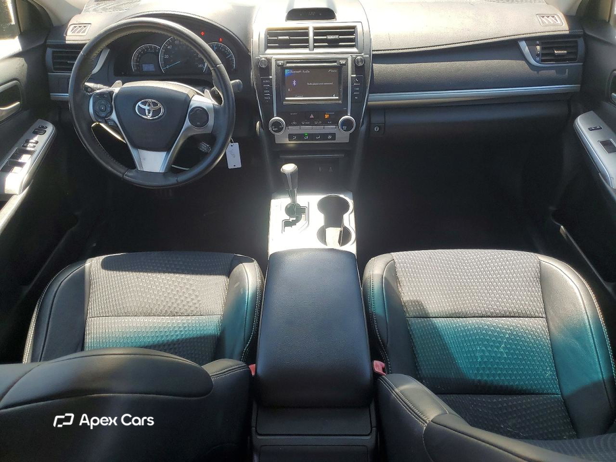 Toyota Camry 2014