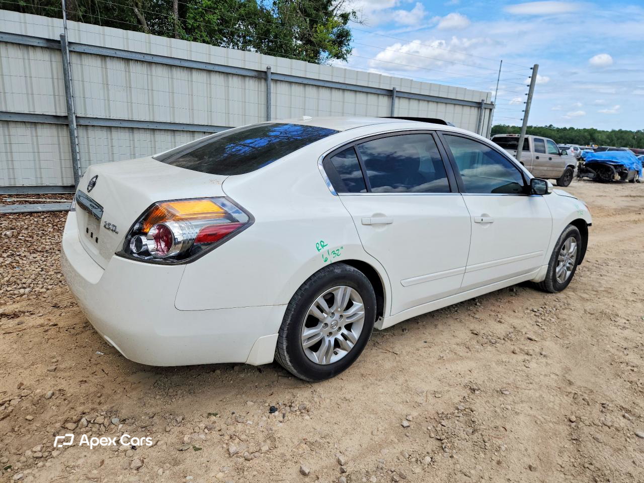 Nissan Altima 2012
