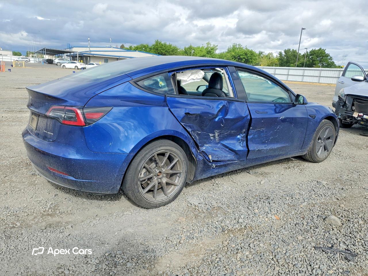 Tesla Model 3 2021
