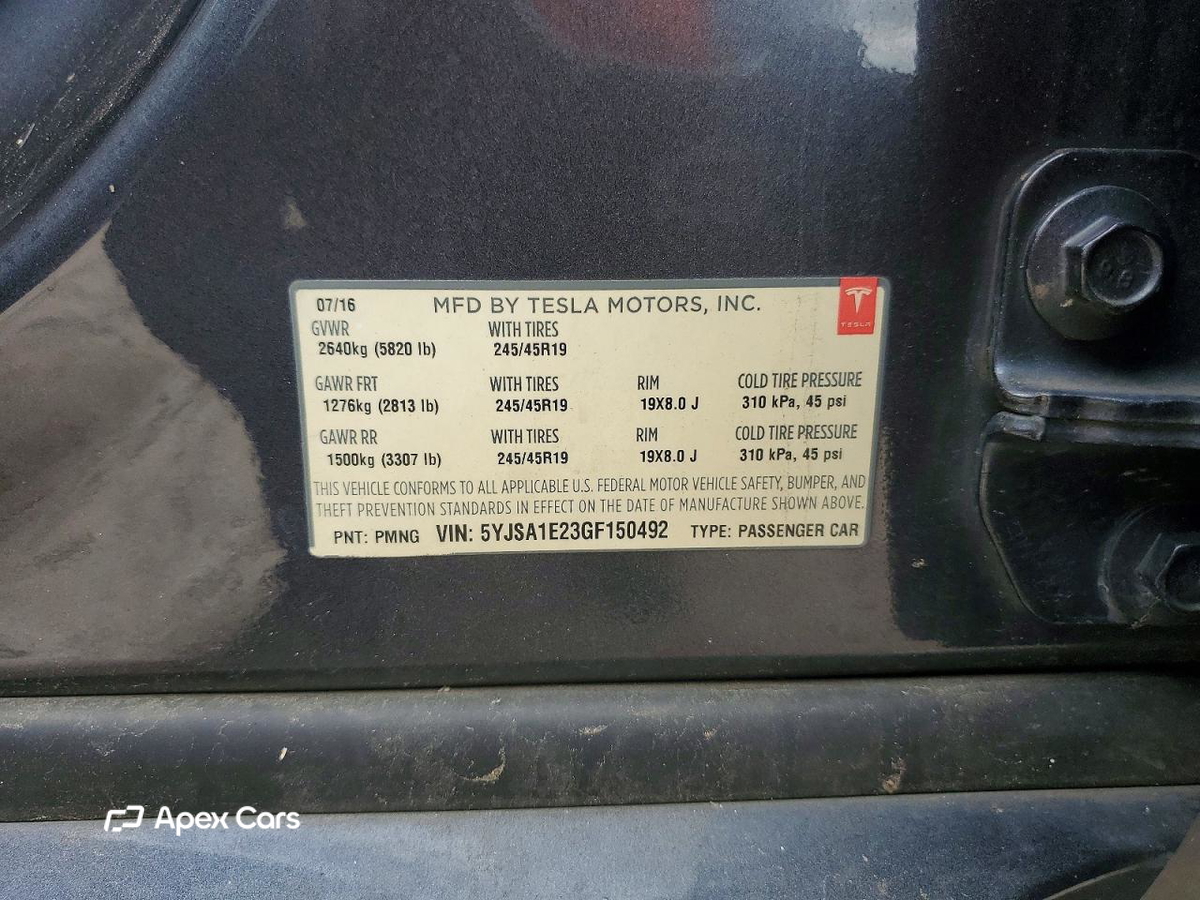 Tesla Model S 2016