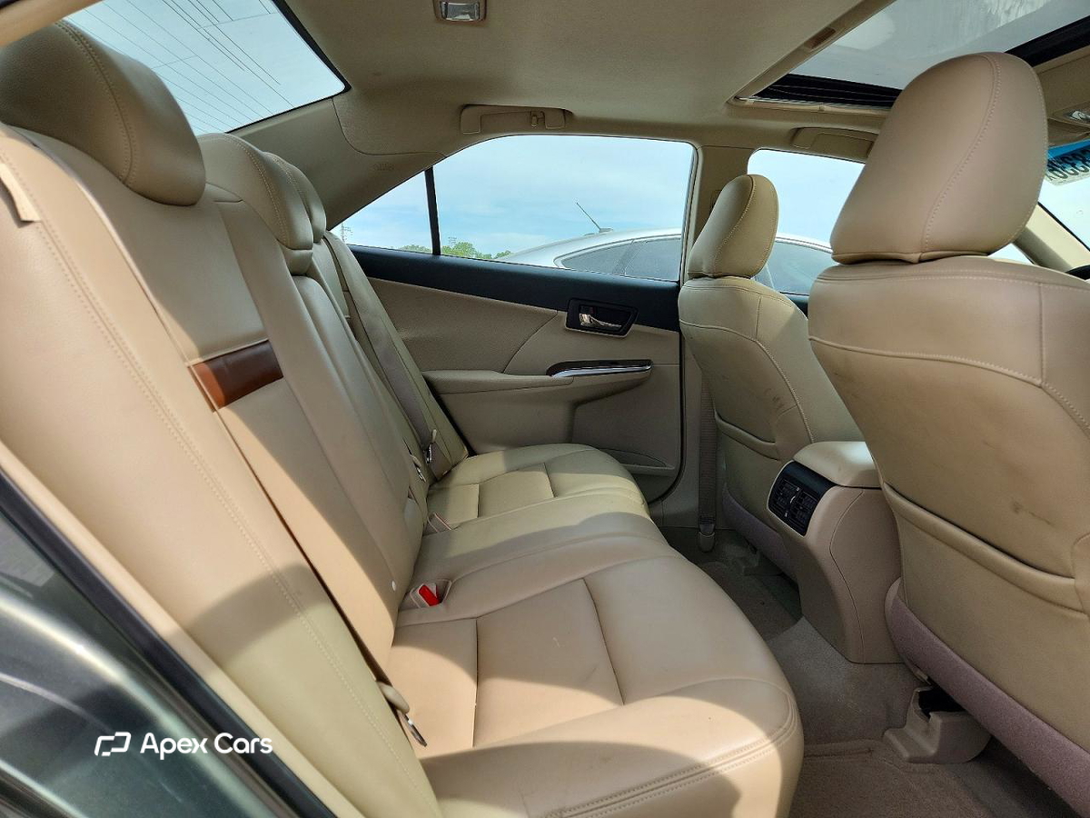 Toyota Camry 2012