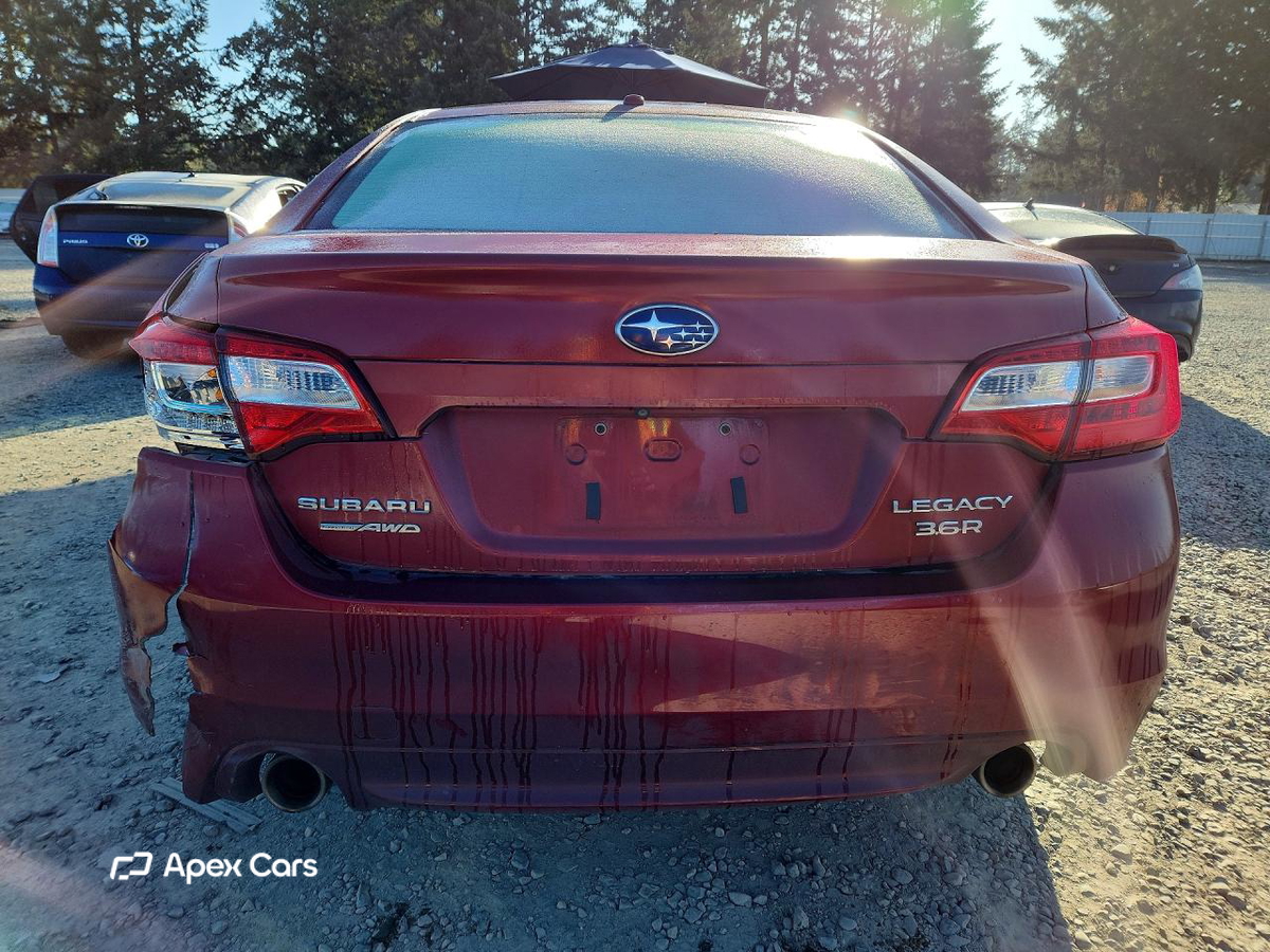 Subaru Legacy 2015
