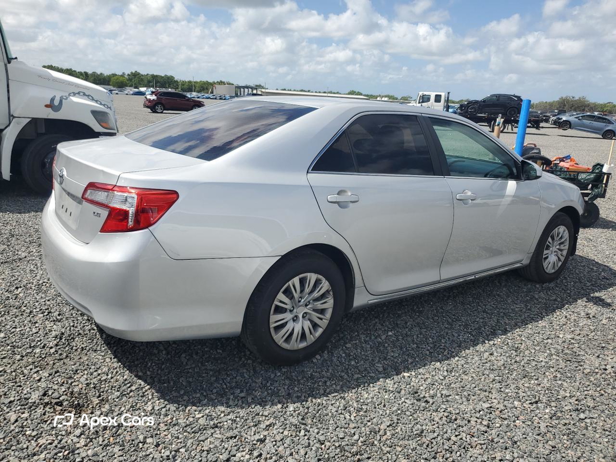 Toyota Camry 2012