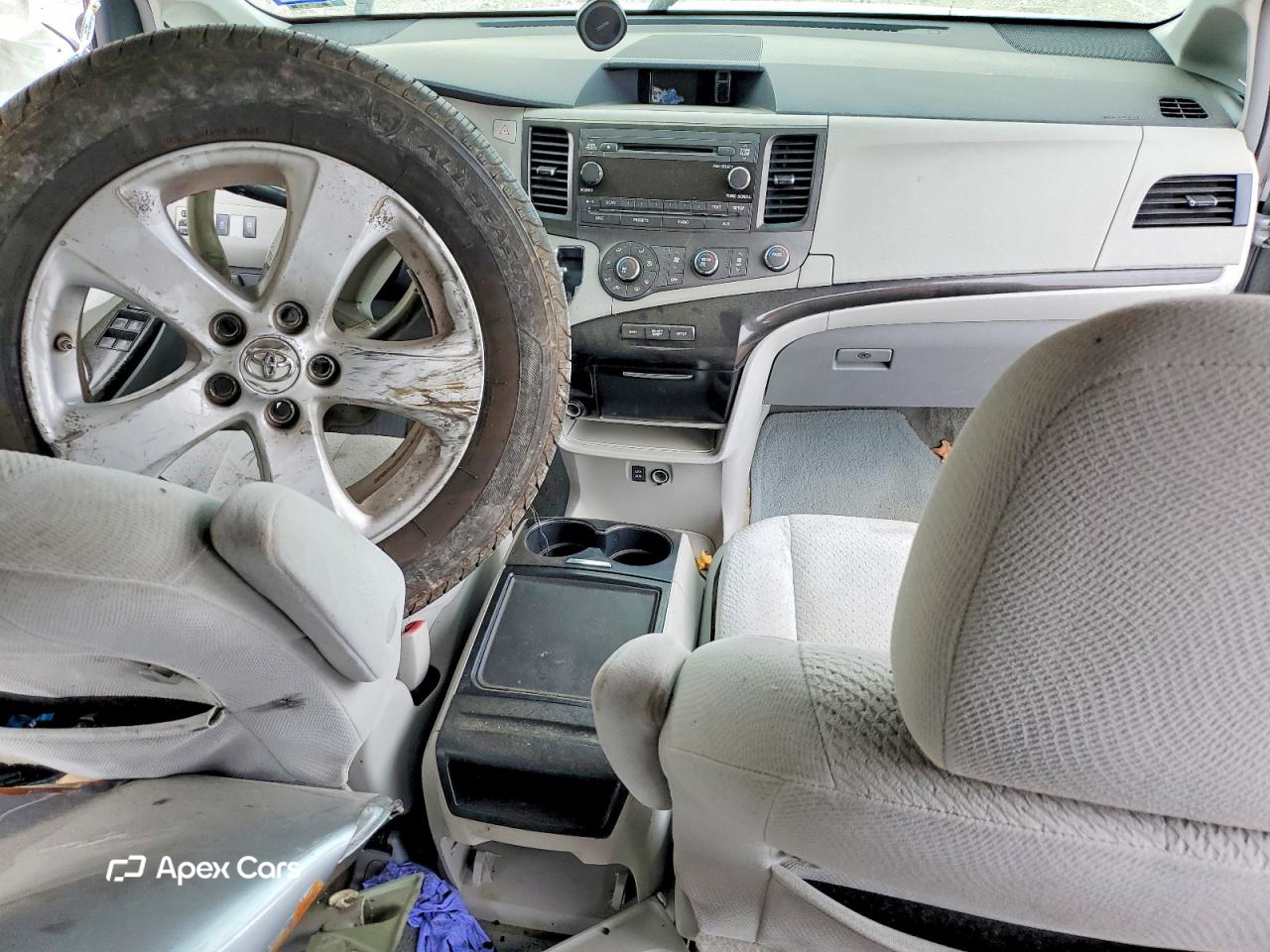 Toyota Sienna 2012