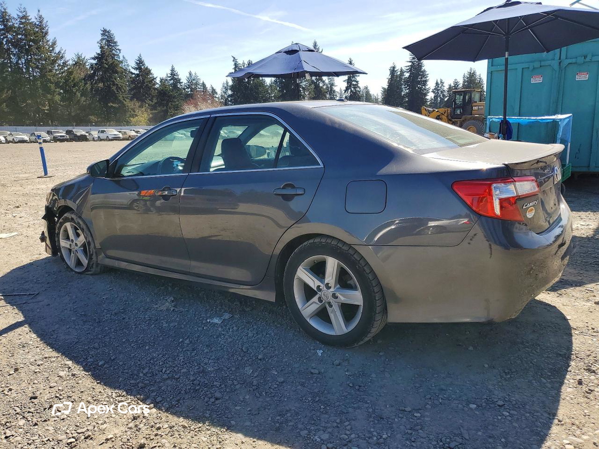 Toyota Camry 2012