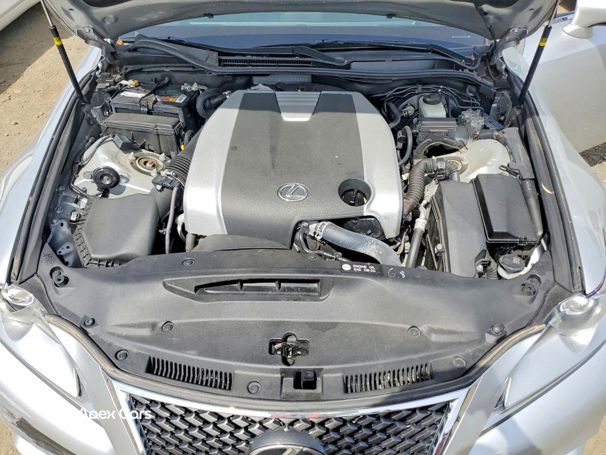 Lexus IS 2016