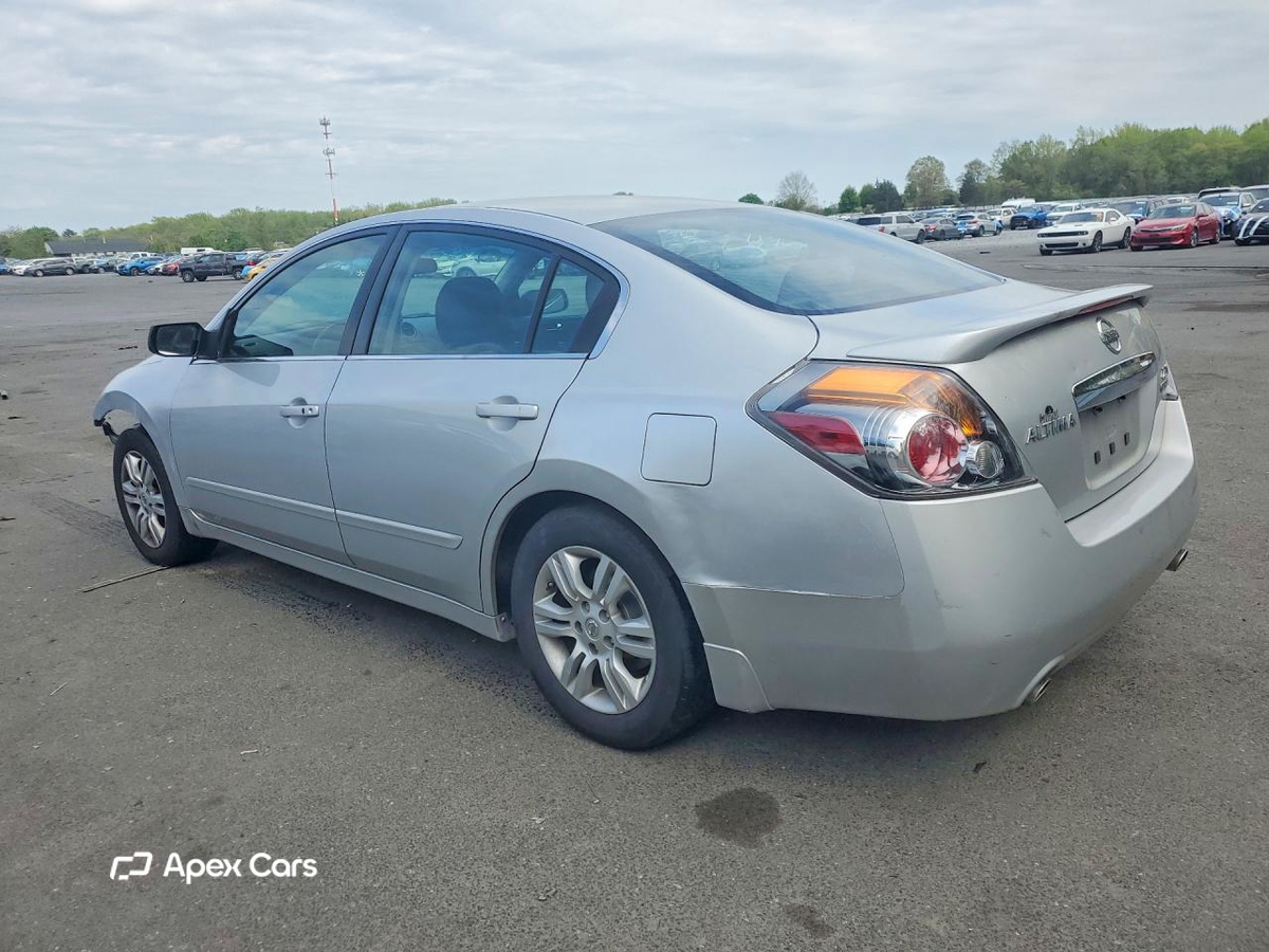 Nissan Altima 2012