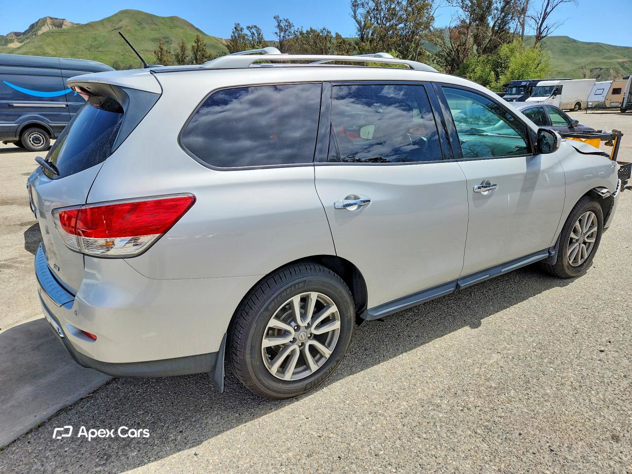 Nissan Pathfinder 2014