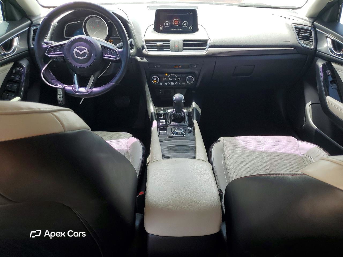 Mazda 3 2018