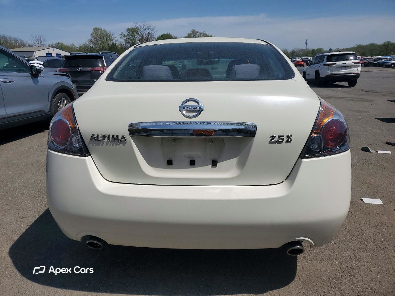 Nissan Altima 2012