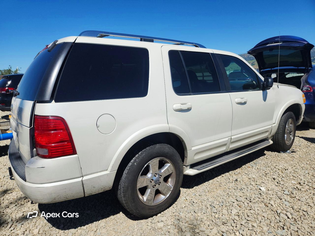 Ford Explorer 2003