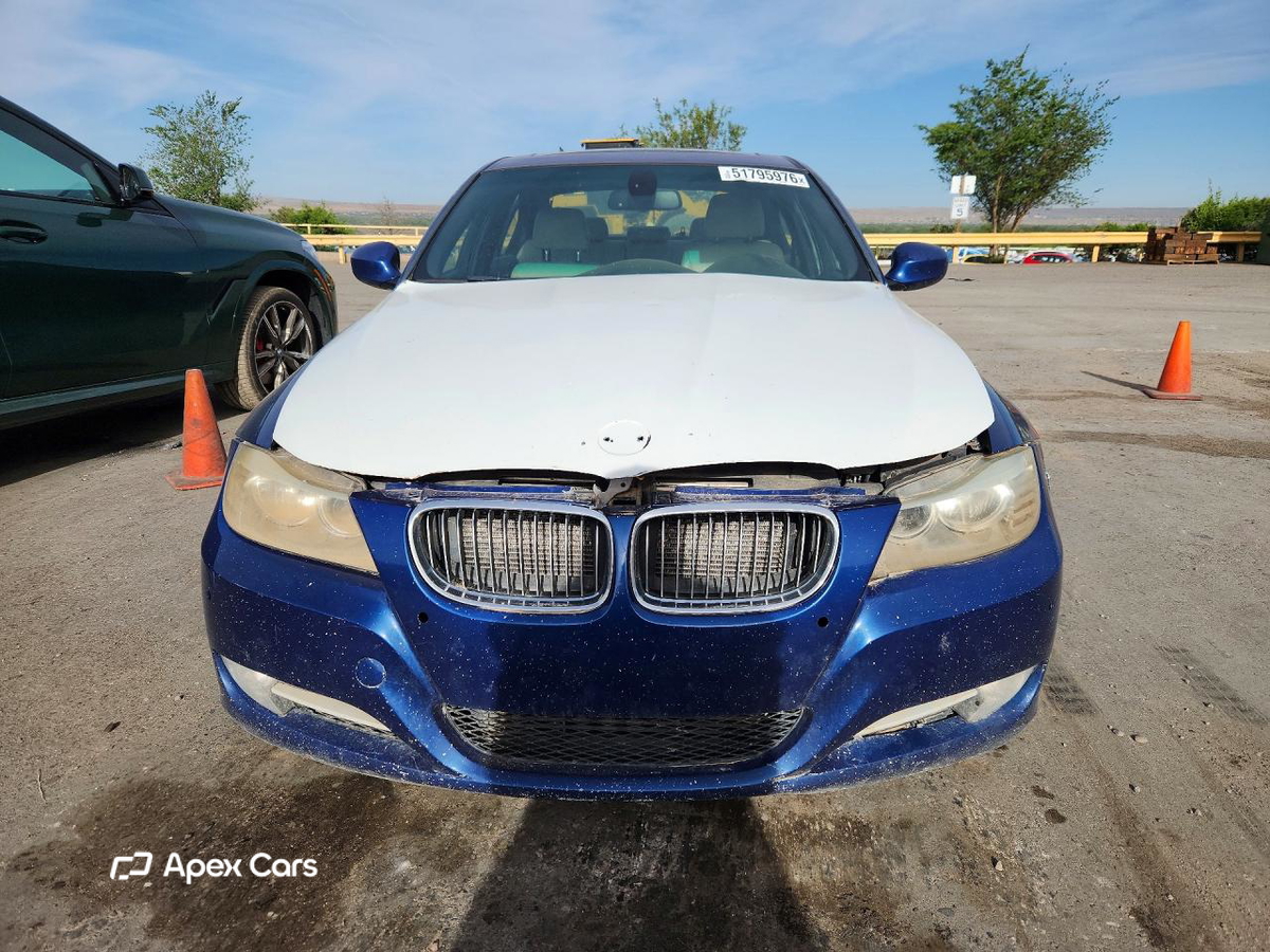 BMW Series 3 2011