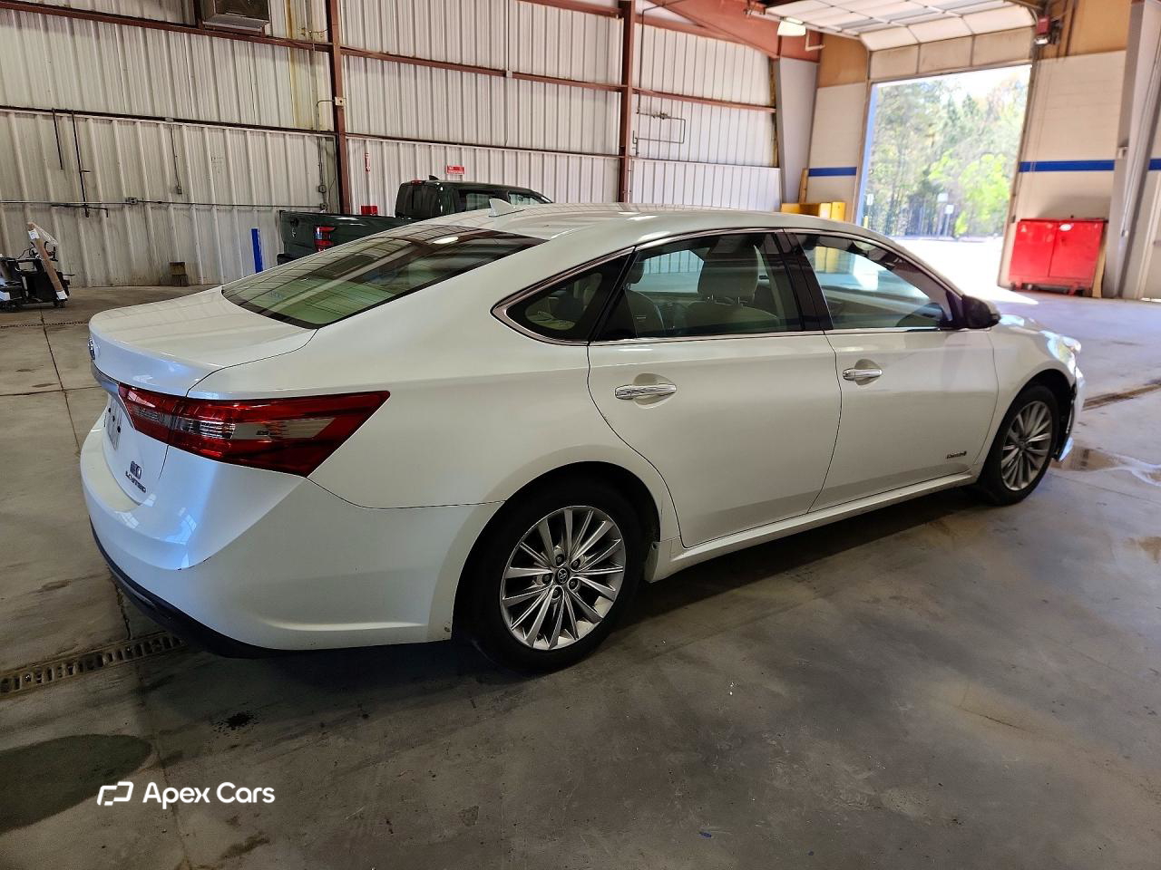 Toyota Avalon 2016