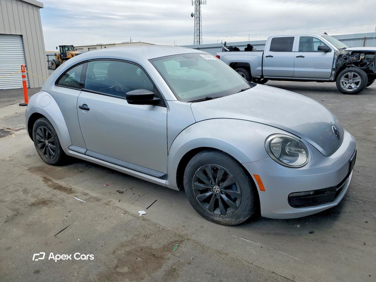 Volkswagen Beetle 2013