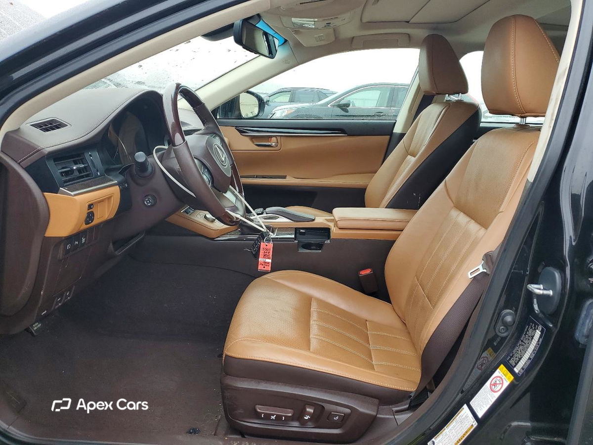 Lexus ES 2018