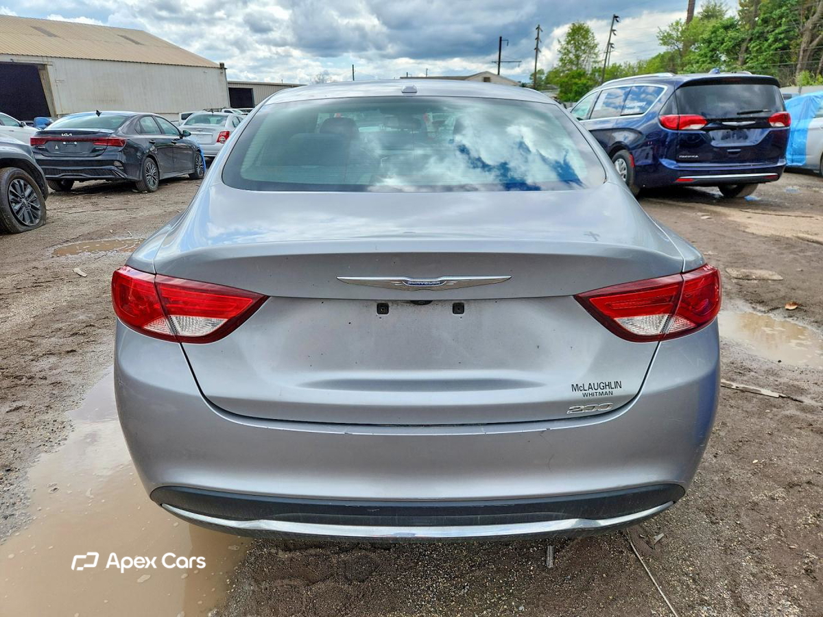 Chrysler 200 2016