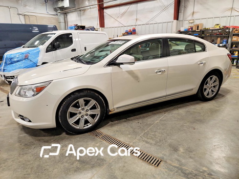 Buick LaCrosse 2011 - Image 1 of 12