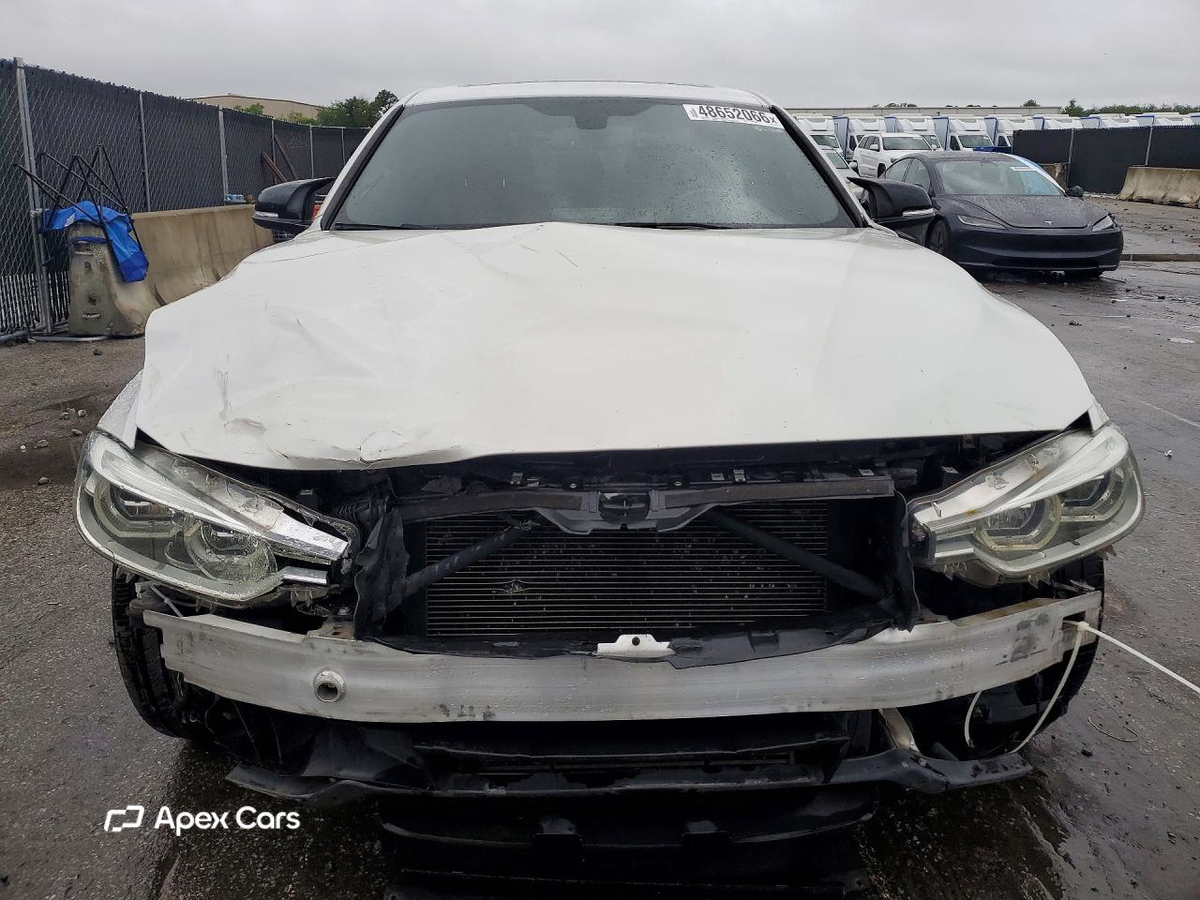 BMW Series 3 2016