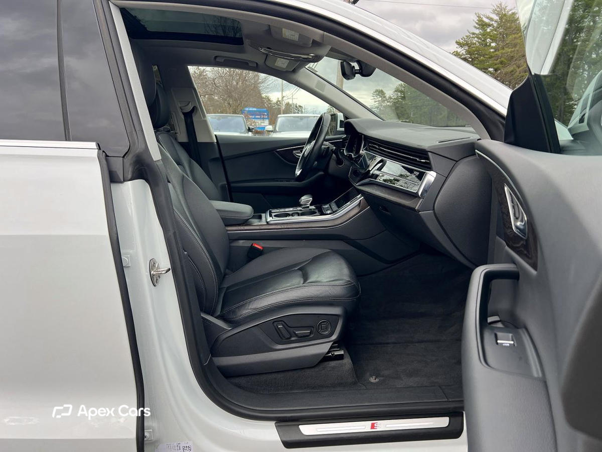 Audi Q8 2020