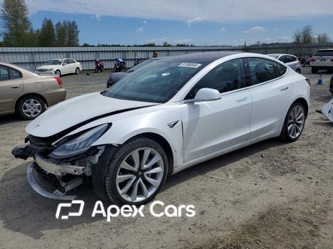Tesla Model 3 2018 - Image 1 of 13
