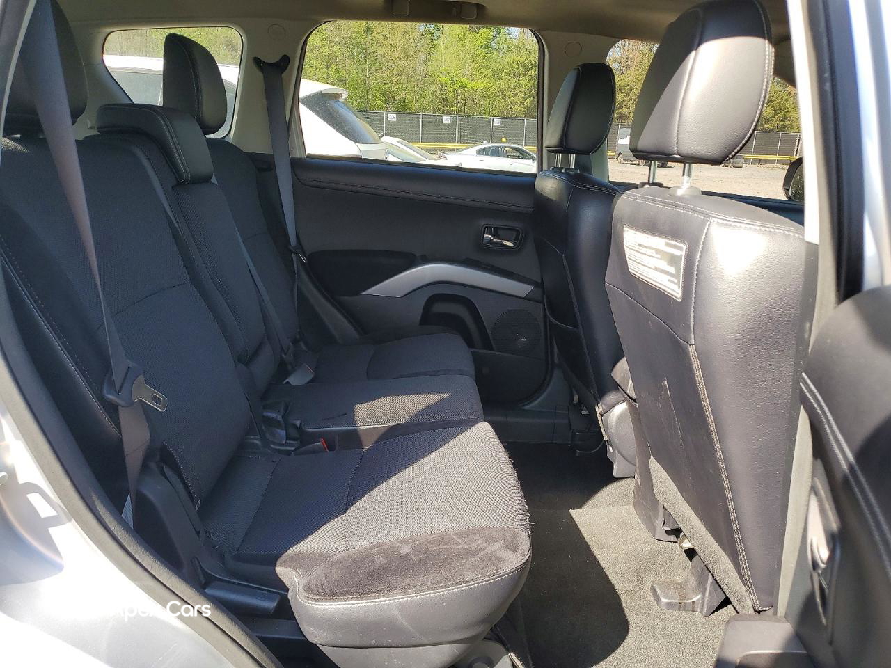 Mitsubishi Outlander 2012