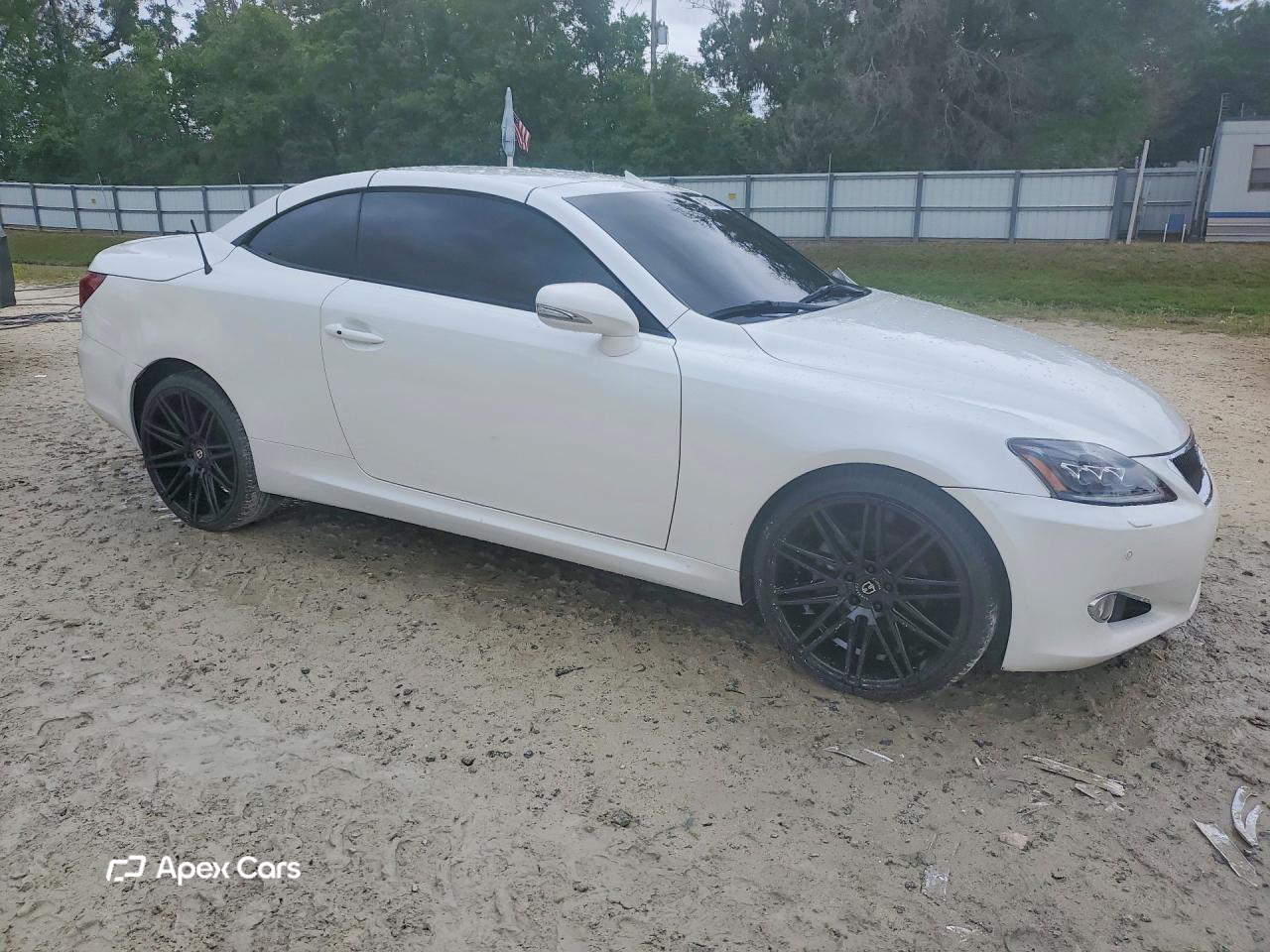 Lexus IS 2010