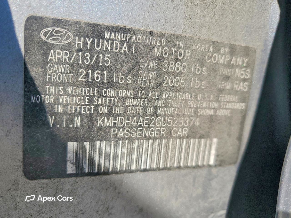 Hyundai Elantra 2016