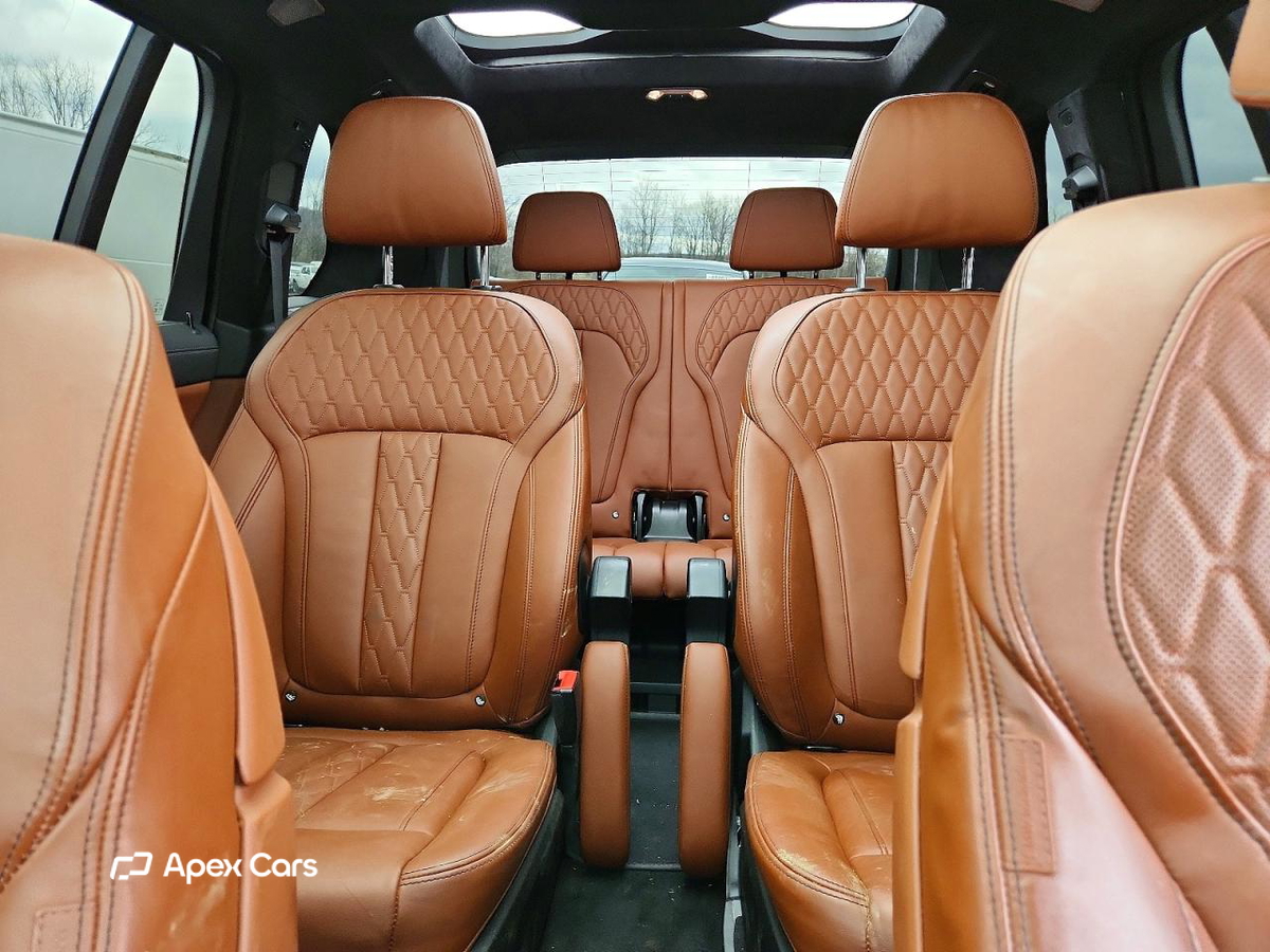 BMW X7 2024