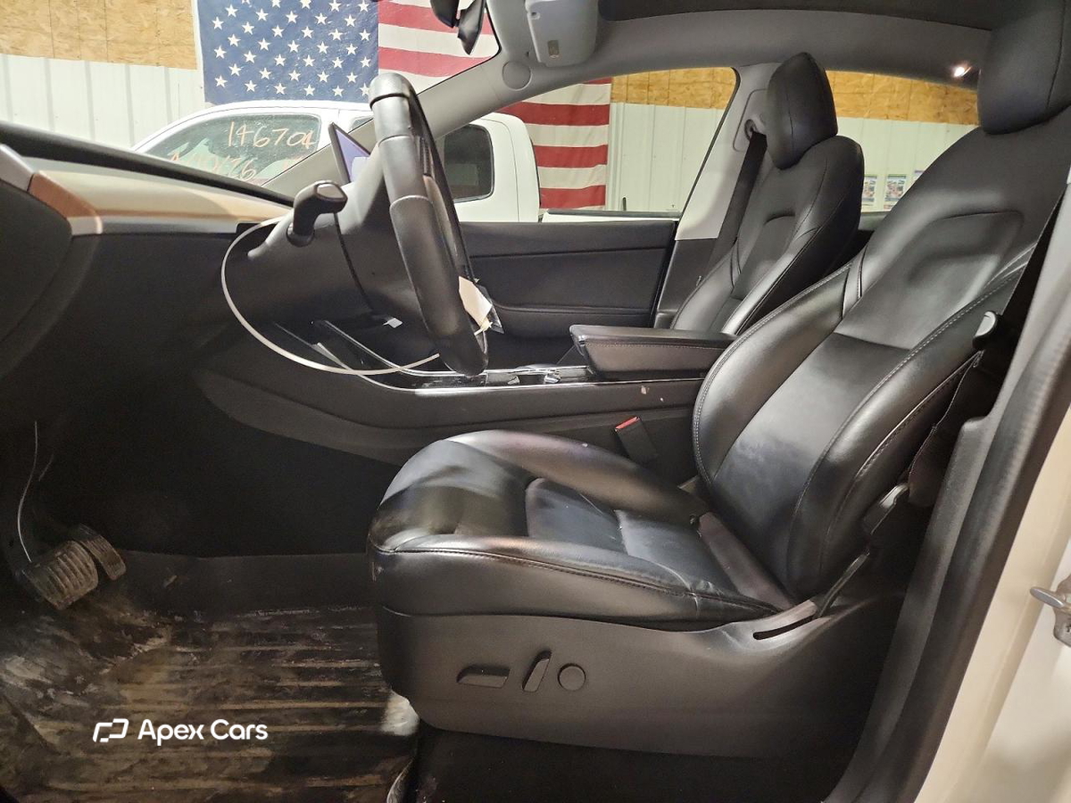 Tesla Model Y 2020
