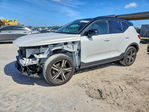 Volvo XC40 2021