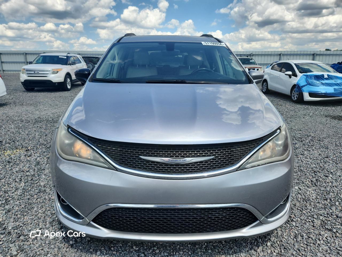 Chrysler Pacifica 2017