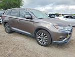 Mitsubishi Outlander 2019
