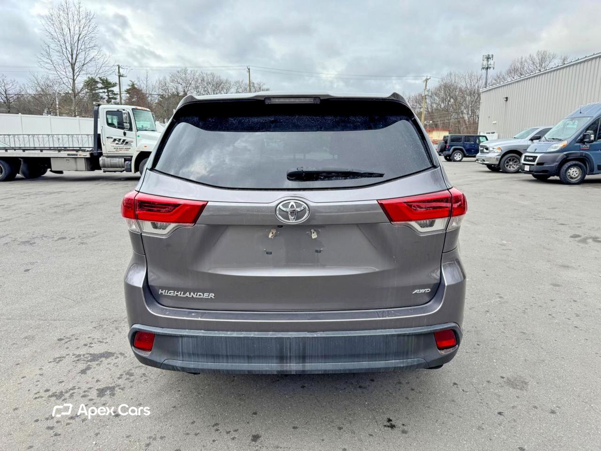 Toyota Highlander 2018