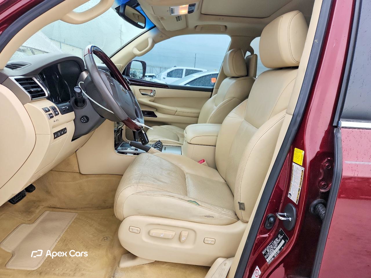 Lexus LX 2013