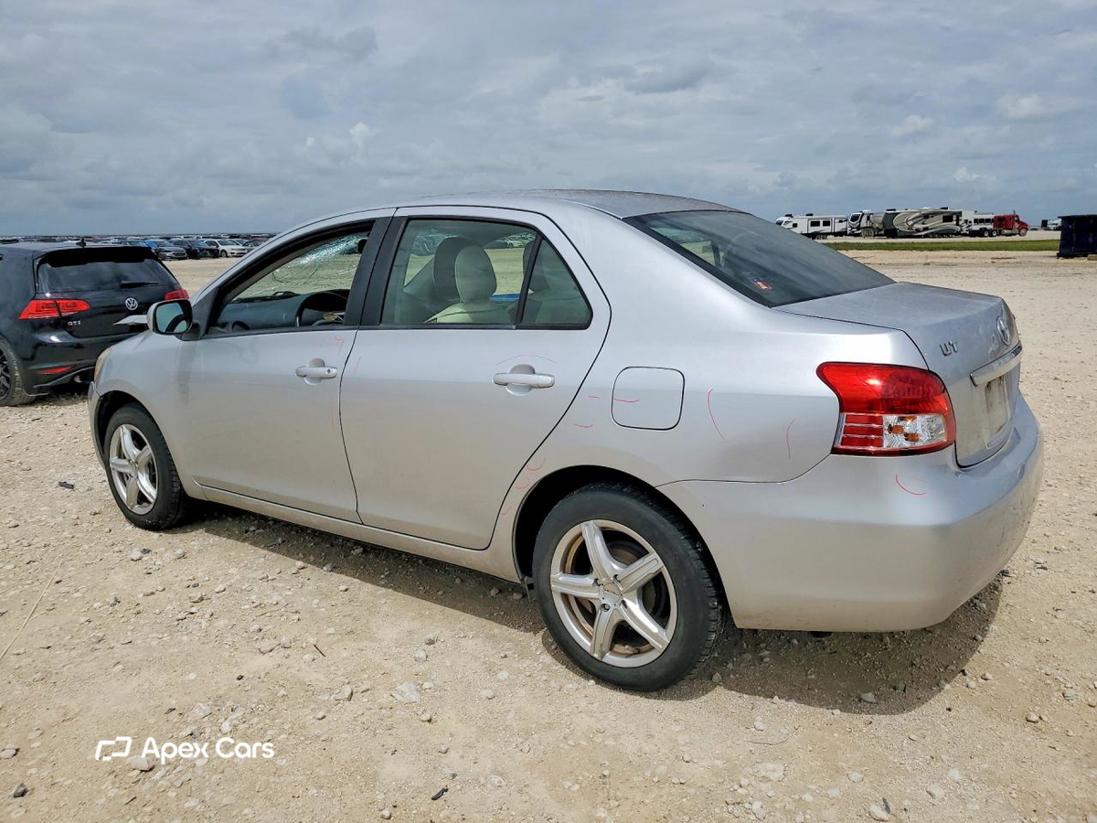 Toyota Yaris 2012