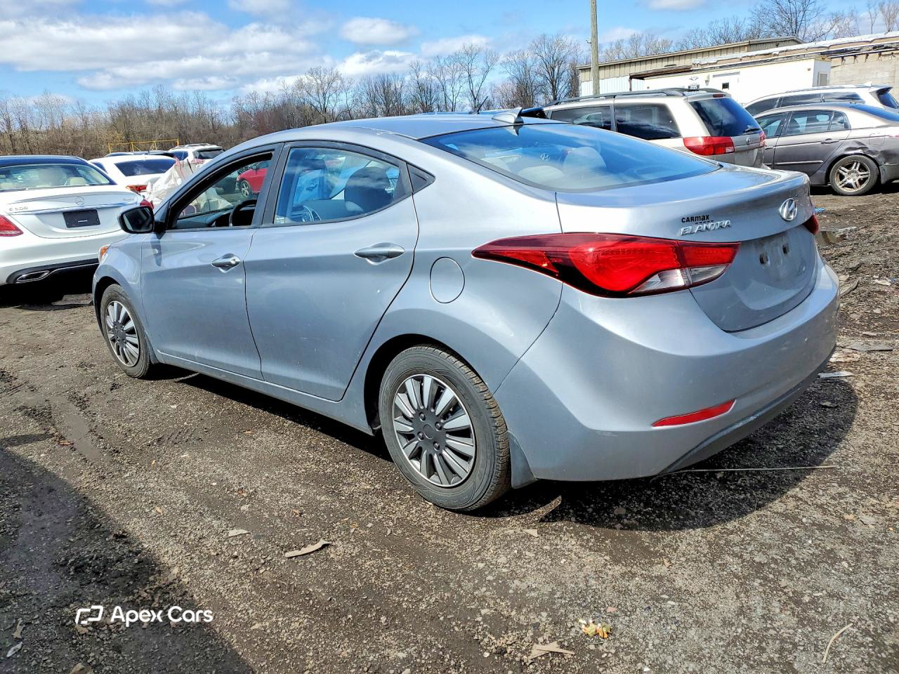 Hyundai Elantra 2016